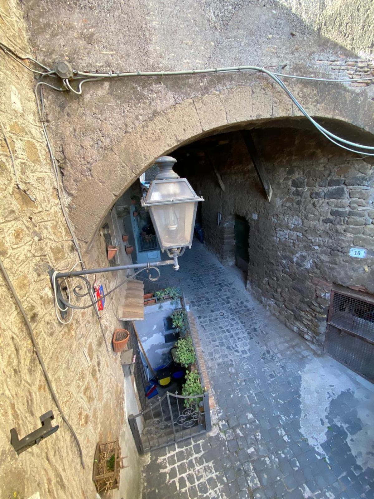 La Torretta Nel Borgo Villa Ronciglione  Exterior photo